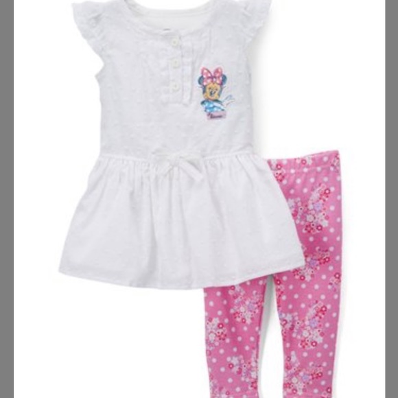 Minnie Mouse outfit — Disney - Picture 1 of 6